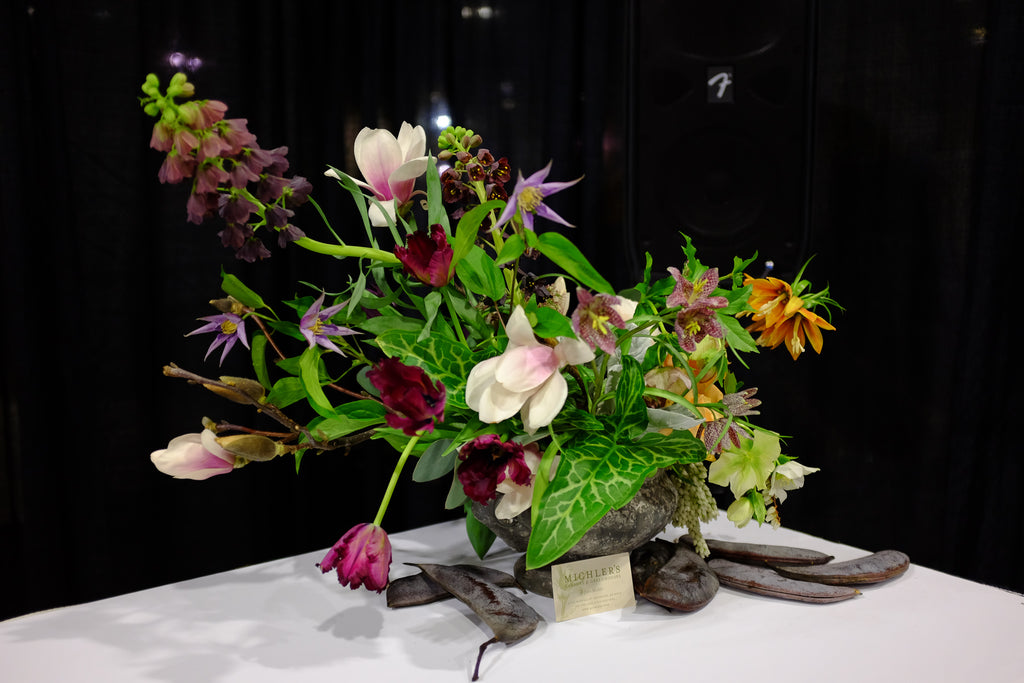 Custom design with Fritillaria Persica, Fritillaria Imperial Orange and Checkered Fritillaria 