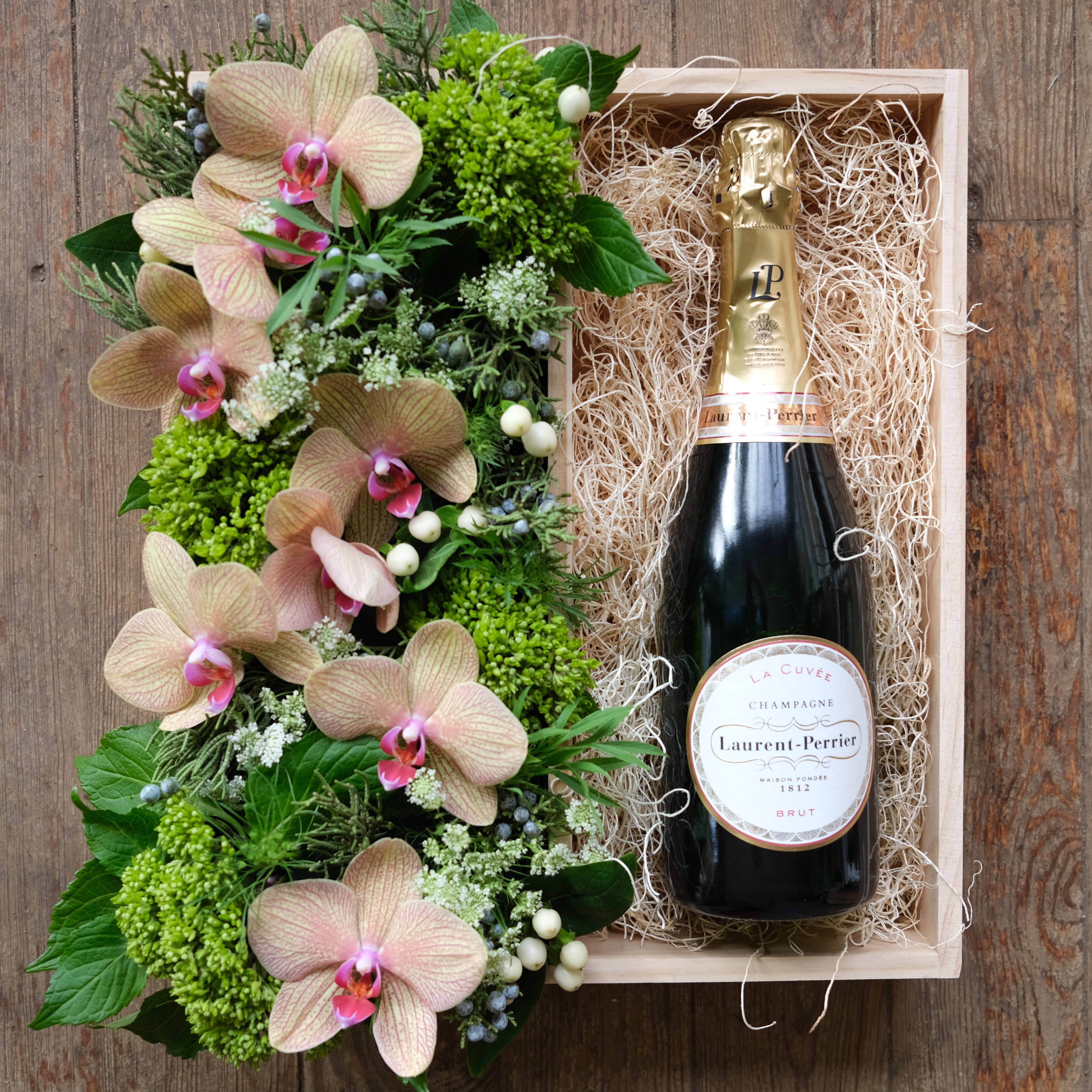 Champagne and Flowers Gift Crate Delivered in Lexington KY