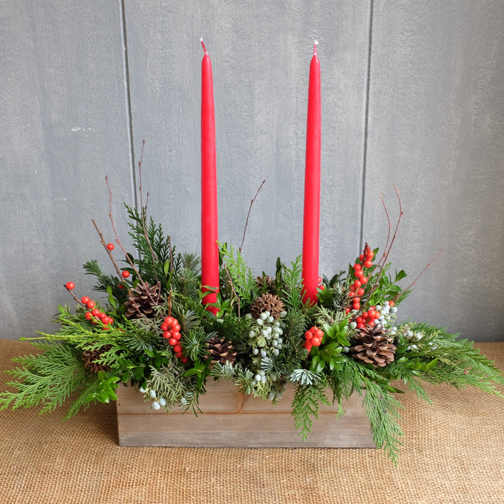 Evergreen box with candles