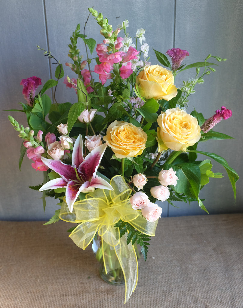 Cheerful Flower arrangement in a vase